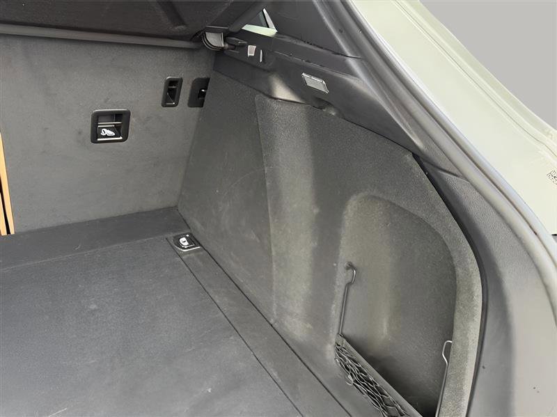 Used 2017 Porsche Macan S image 18
