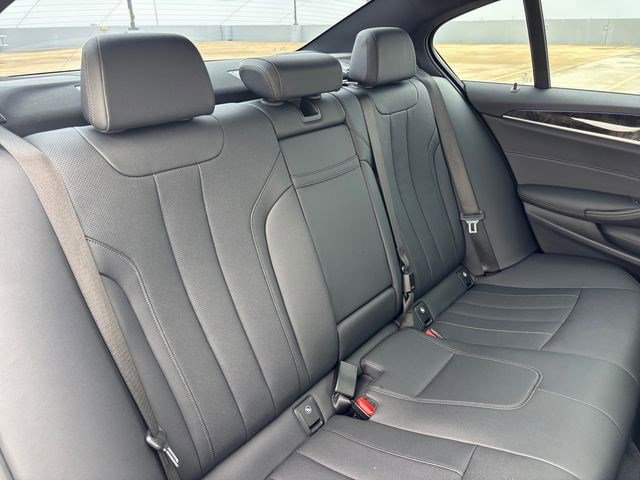Used 2021 BMW 530i w/ Convenience Package image 20