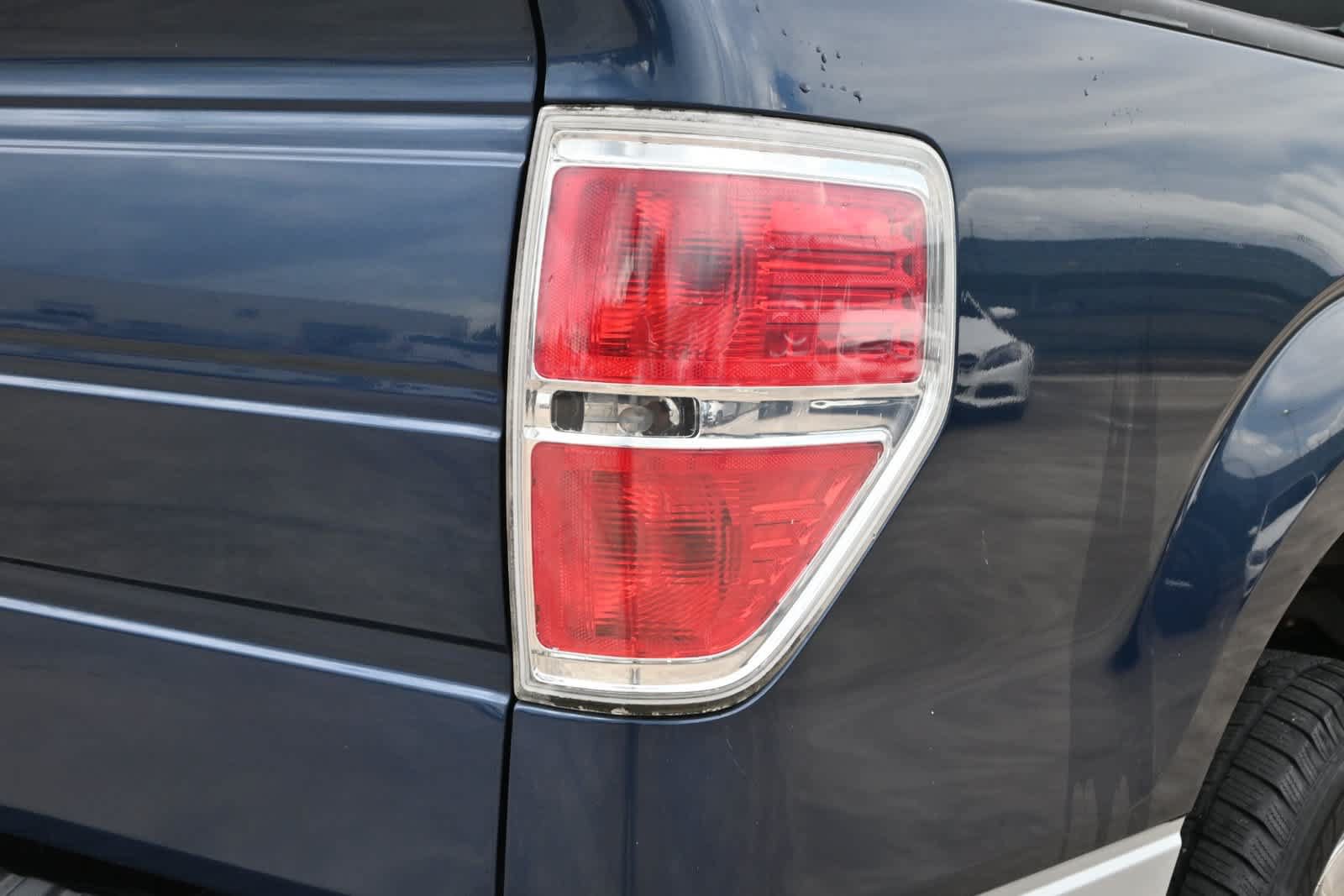 Used 2013 Ford F150 XLT w/ Luxury Equipment Group RWD image 21