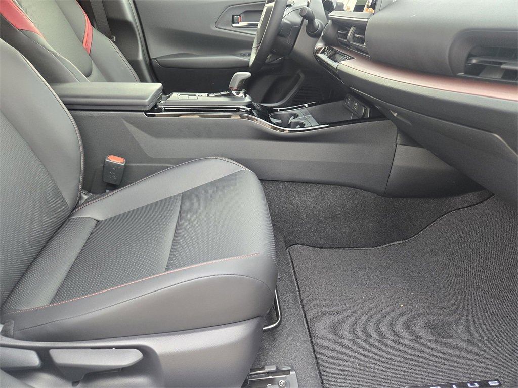 New 2026 Toyota Prius Plug-In Hybrid image 12