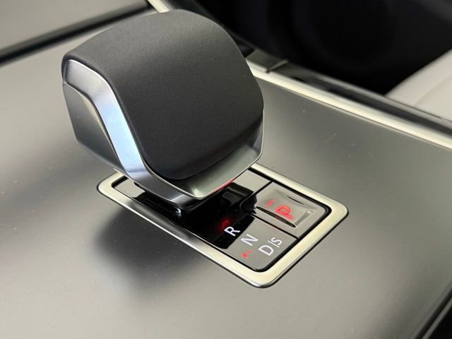 Certified 2026 Land Rover Range Rover Evoque S image 19