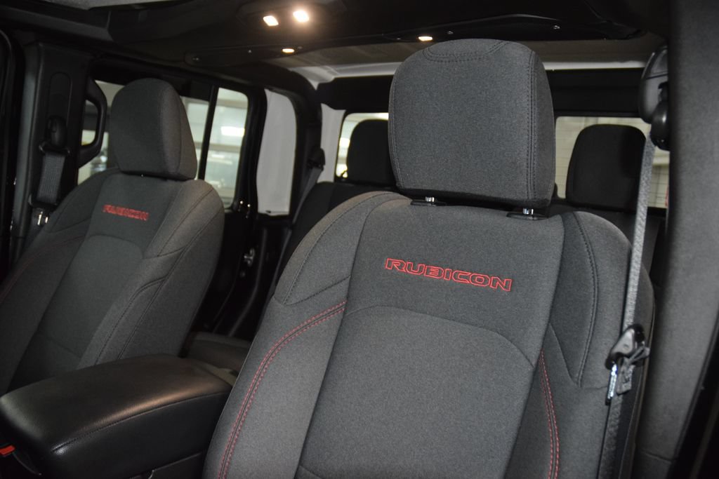 Used 2025 Jeep Gladiator Rubicon AWD/4WD image 45