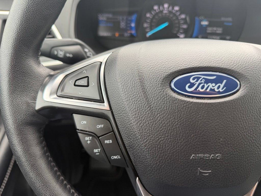 Used 2024 Ford Edge Titanium AWD/4WD image 25