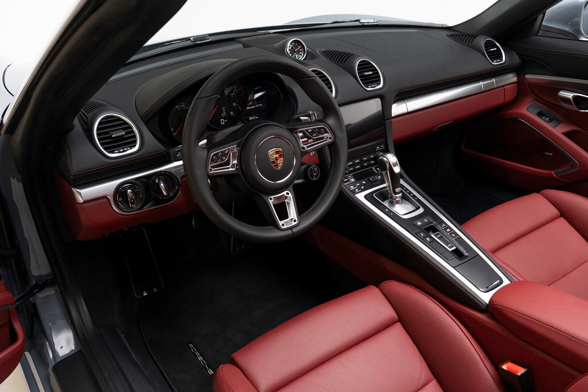 Used 2025 Porsche 718 Boxster GTS RWD image 23