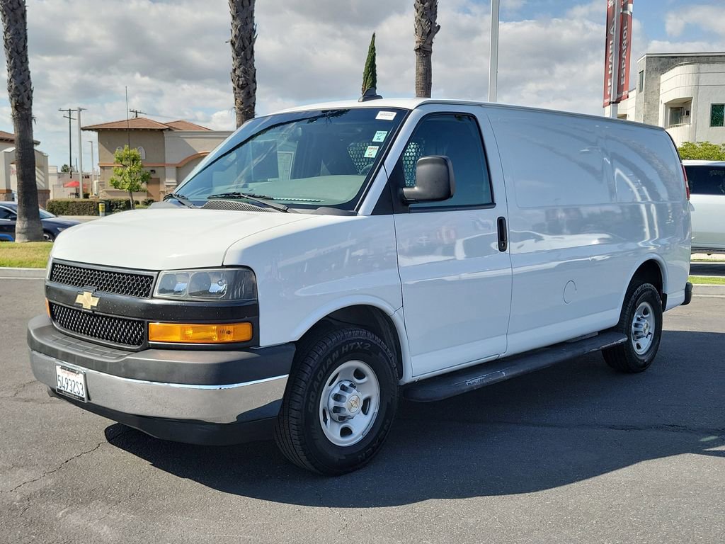 Used 2020 Chevrolet Express 2500 w/ Driver Convenience Package RWD image 24