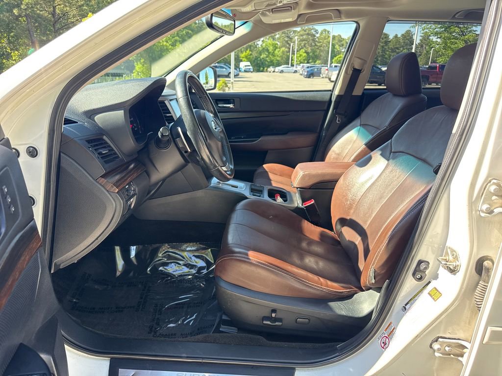 Used 2014 Subaru Outback 2.5i Limited AWD/4WD image 12