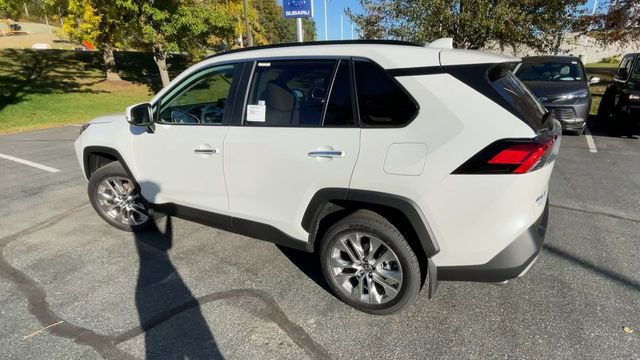 New 2025 Toyota RAV4 Limited image 6
