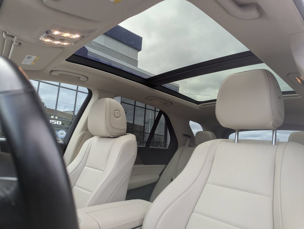 Used 2024 Mercedes-Benz GLE 450 4MATIC image 31
