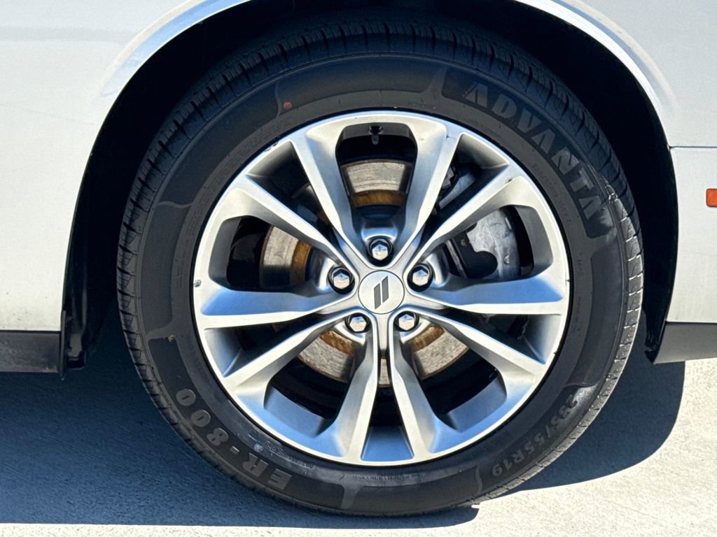 Used 2021 Dodge Challenger SXT image 11