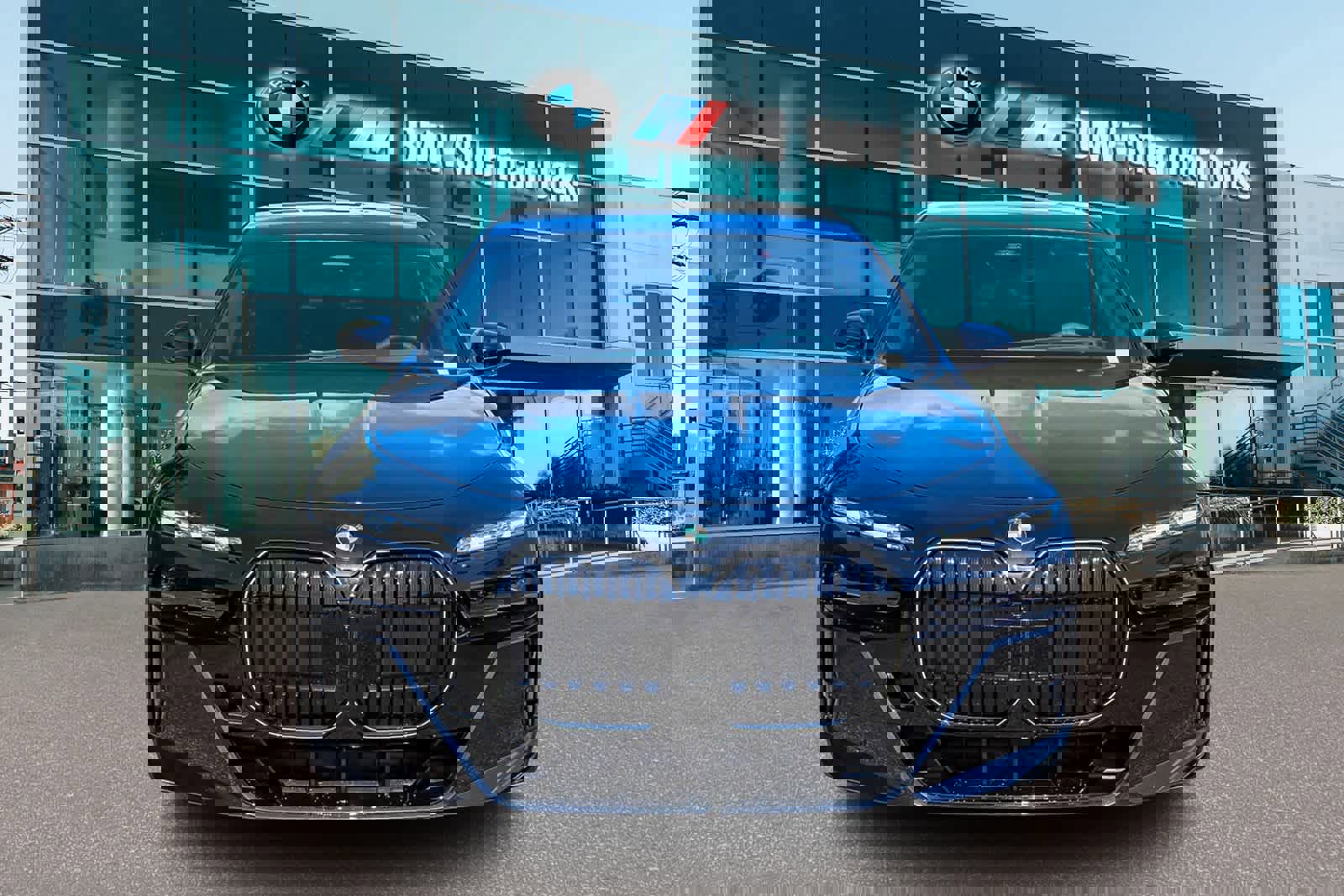 New 2026 BMW 740i w/ Executive Package image 2