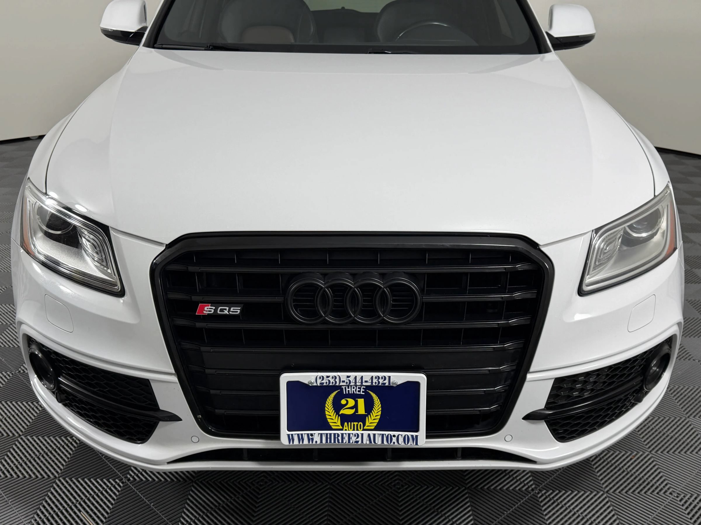 Used 2016 Audi SQ5 Premium Plus AWD/4WD image 3