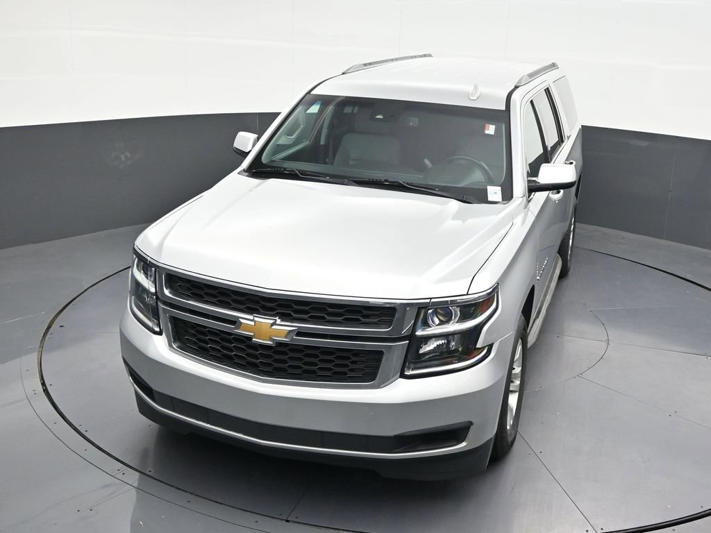 Used 2016 Chevrolet Suburban LT RWD image 23