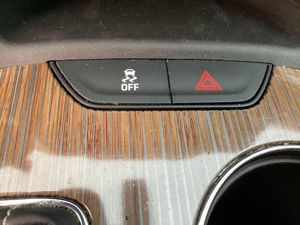 Used 2019 GMC Acadia SLE FWD image 28