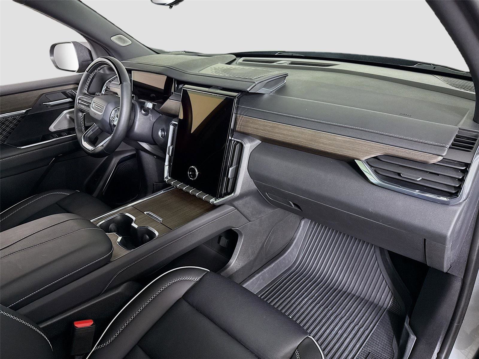 Used 2025 GMC Acadia Denali w/ Super Cruise Package image 25