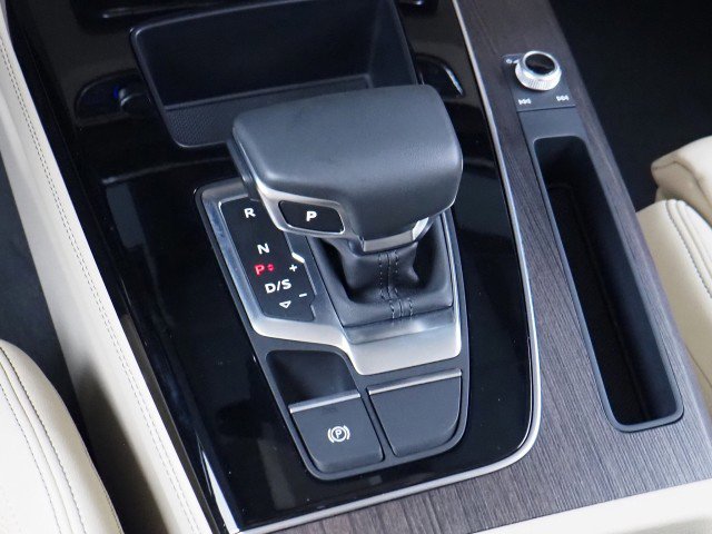 Used 2024 Audi Q5 Premium Plus w/ Premium Plus Package image 24