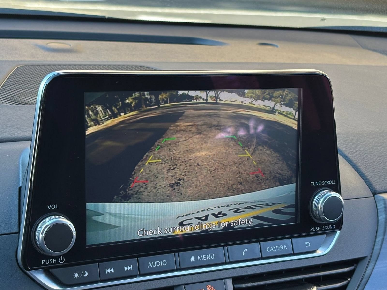 Used 2025 Nissan Altima 2.5 SV FWD image 24