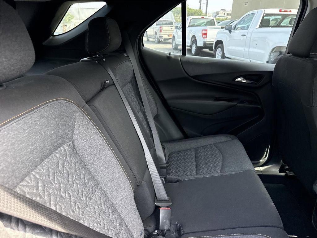 Used 2022 Chevrolet Equinox LT image 25