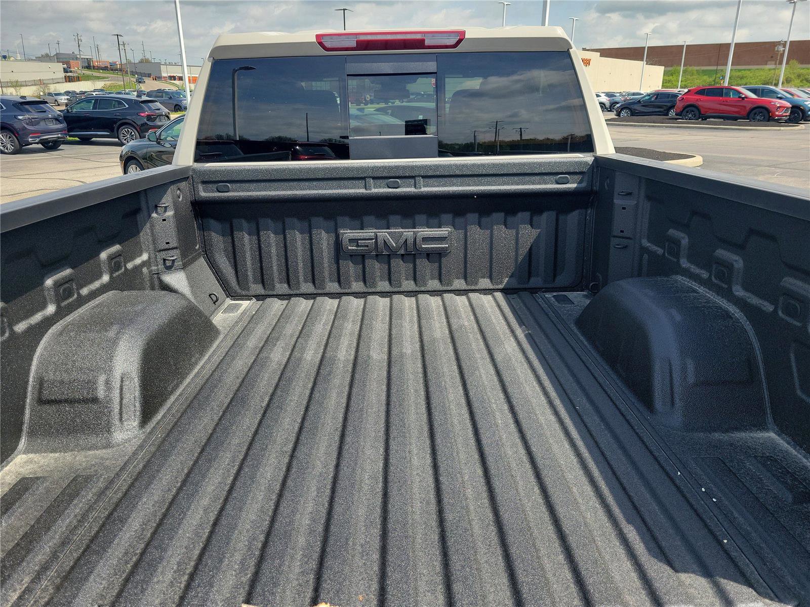 New 2026 GMC Sierra 1500 AT4 w/ AT4 Premium Package image 8