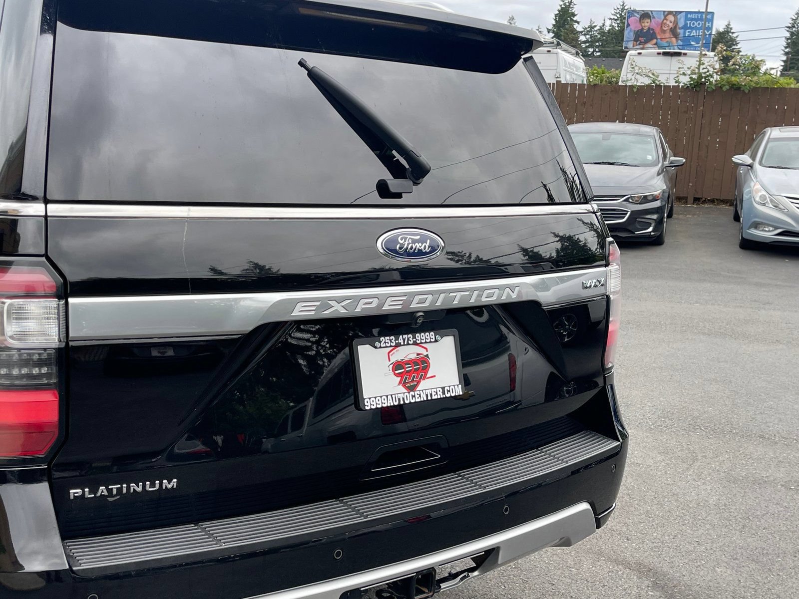 Used 2018 Ford Expedition Max Platinum AWD/4WD image 6