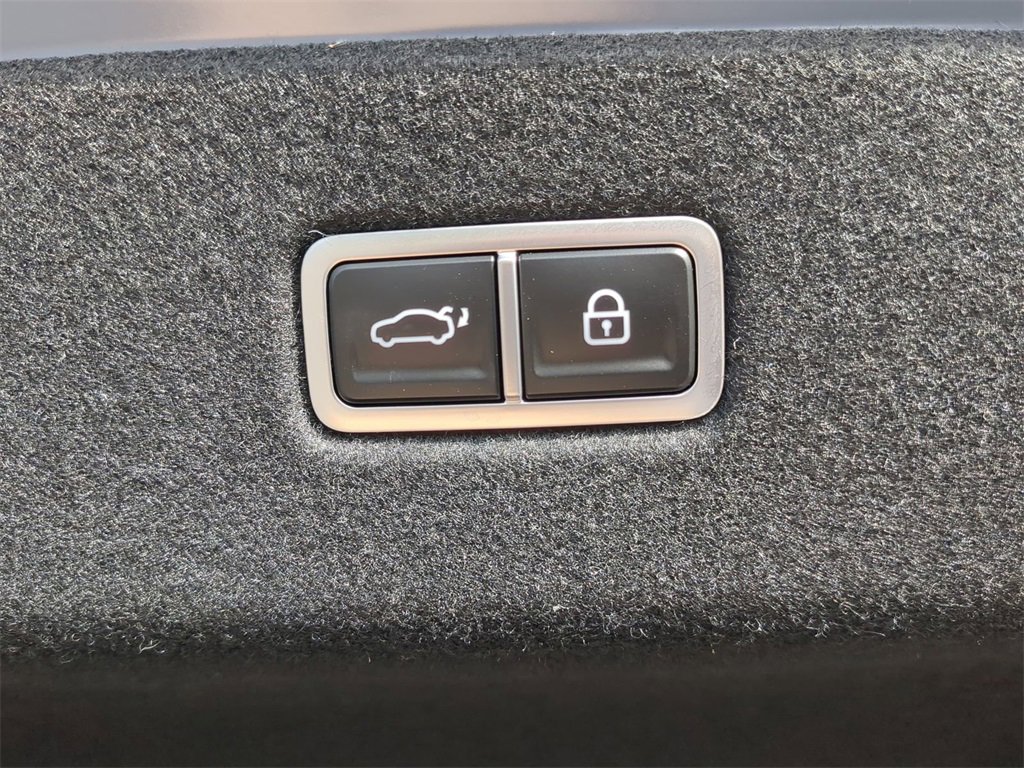 New 2025 Hyundai Ioniq 6 SE image 15