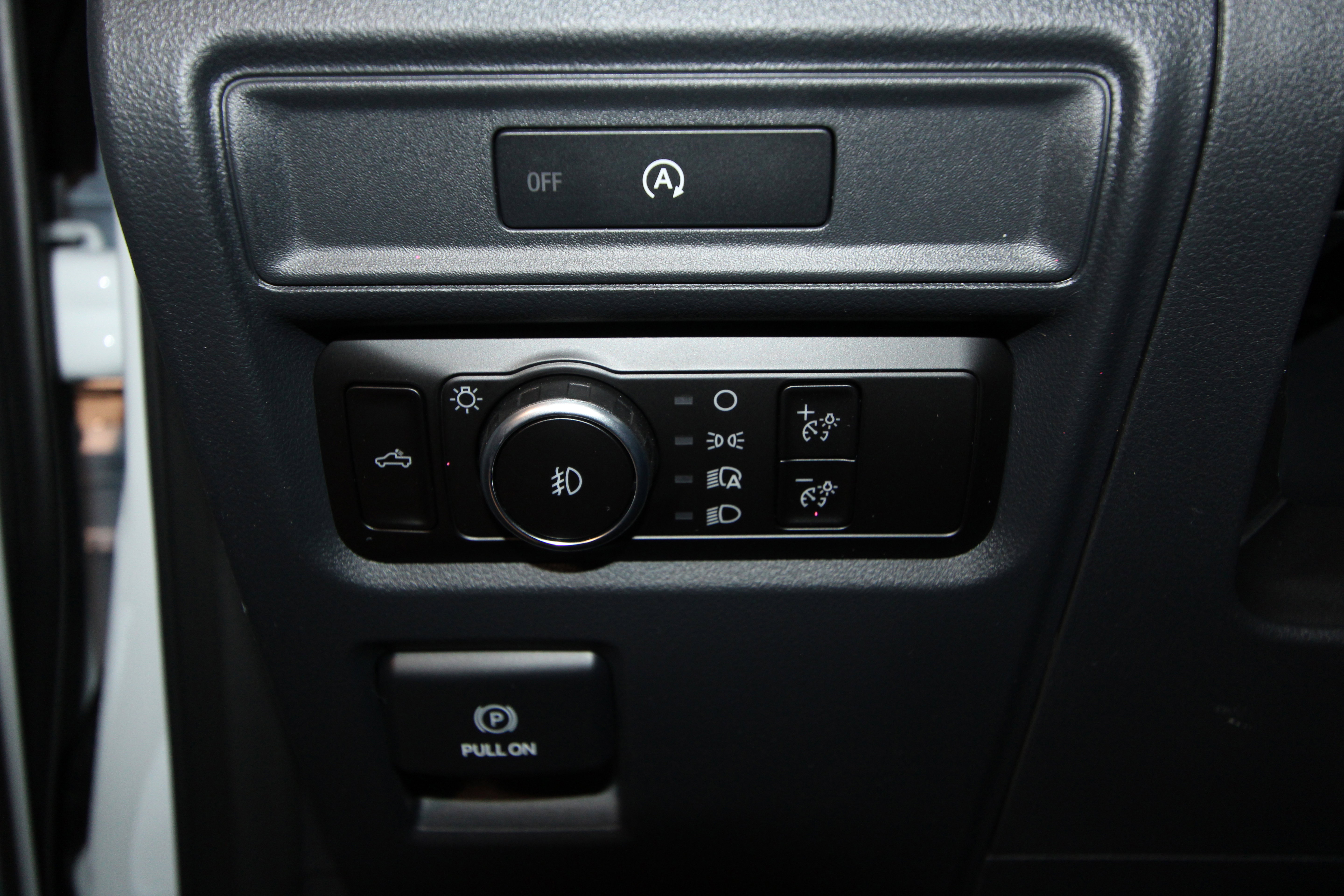 New 2025 Ford F150 XL w/ Equipment Group 103A High image 7