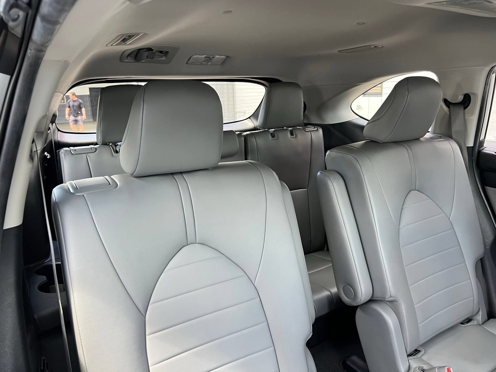 Used 2023 Toyota Highlander XLE FWD image 58