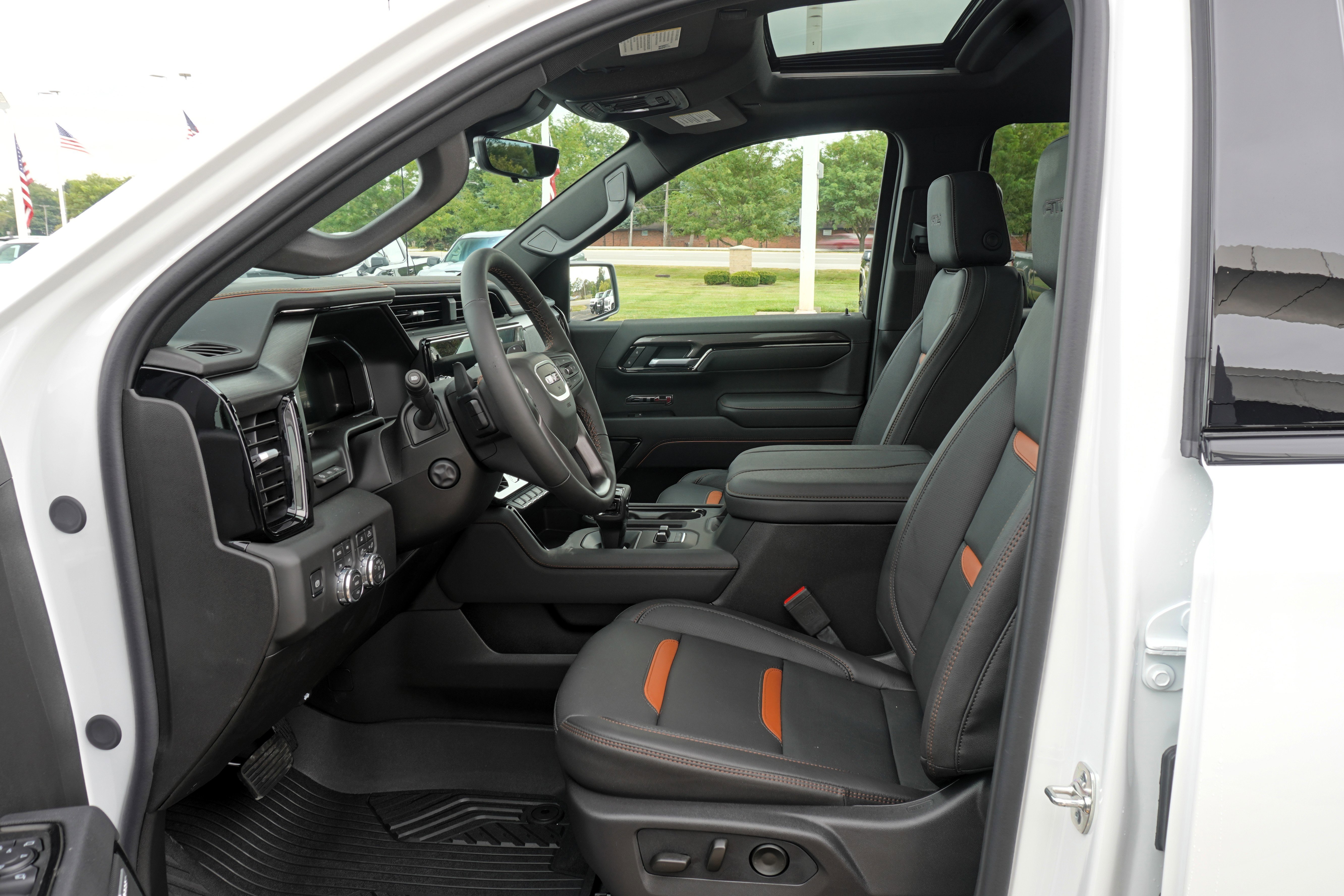 New 2026 GMC Sierra 1500 AT4 w/ AT4 Premium Package image 10
