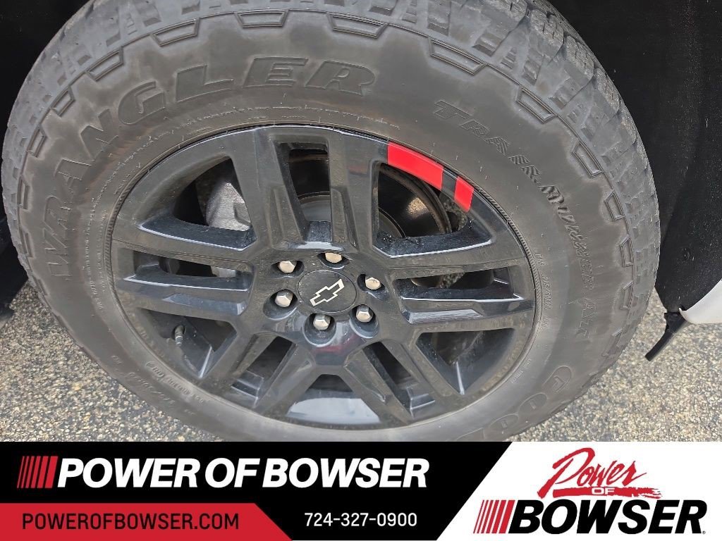 Certified 2023 Chevrolet Silverado 1500 RST w/ Redline Edition AWD/4WD image 10