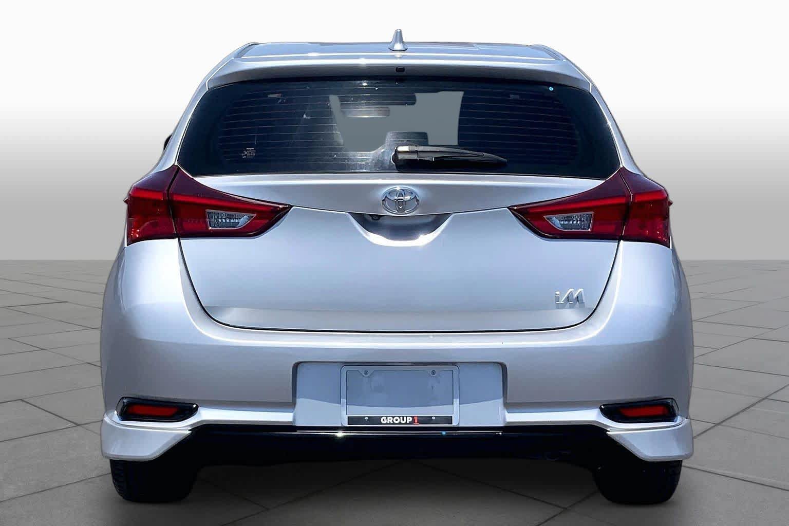 Used 2018 Toyota Corolla iM FWD image 5