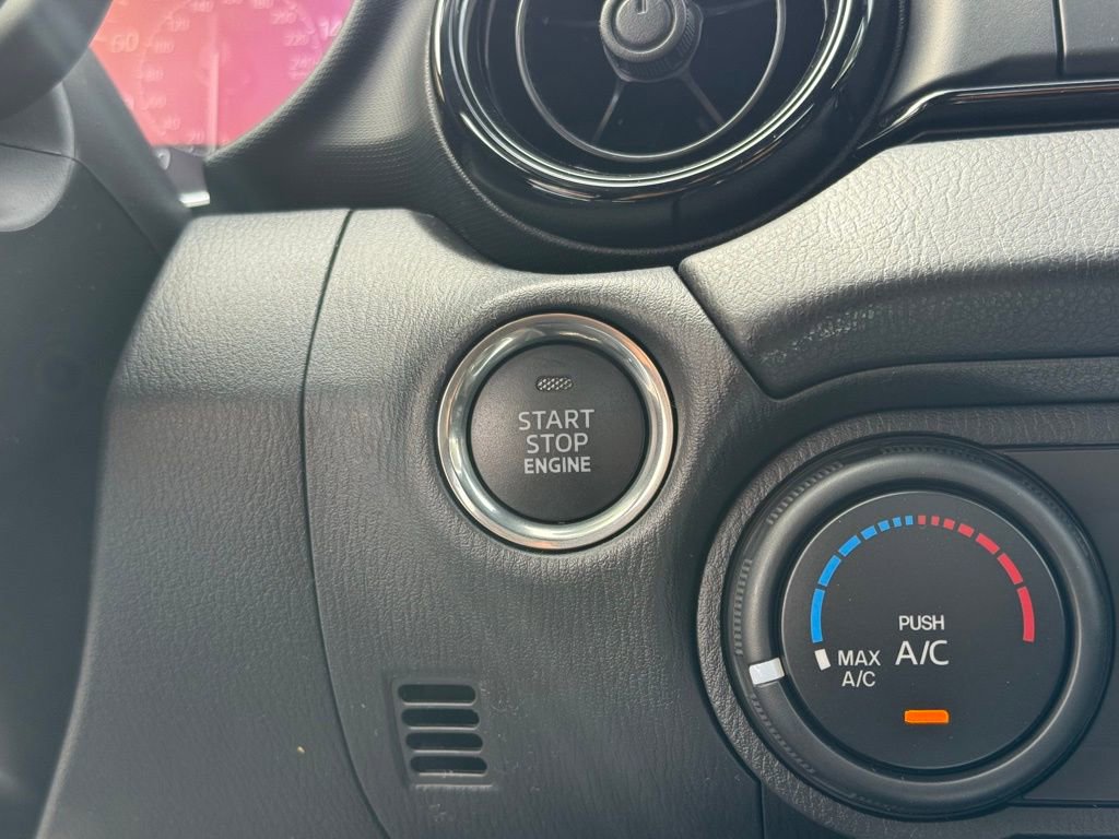 New 2026 MAZDA MX-5 Miata Club w/ Interior Package RWD image 23