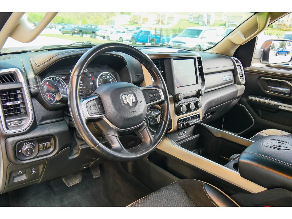 Used 2022 RAM 1500 Laramie AWD/4WD image 12