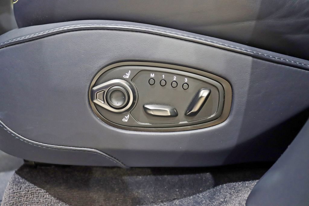 Used 2023 Aston Martin DBX 707 image 40