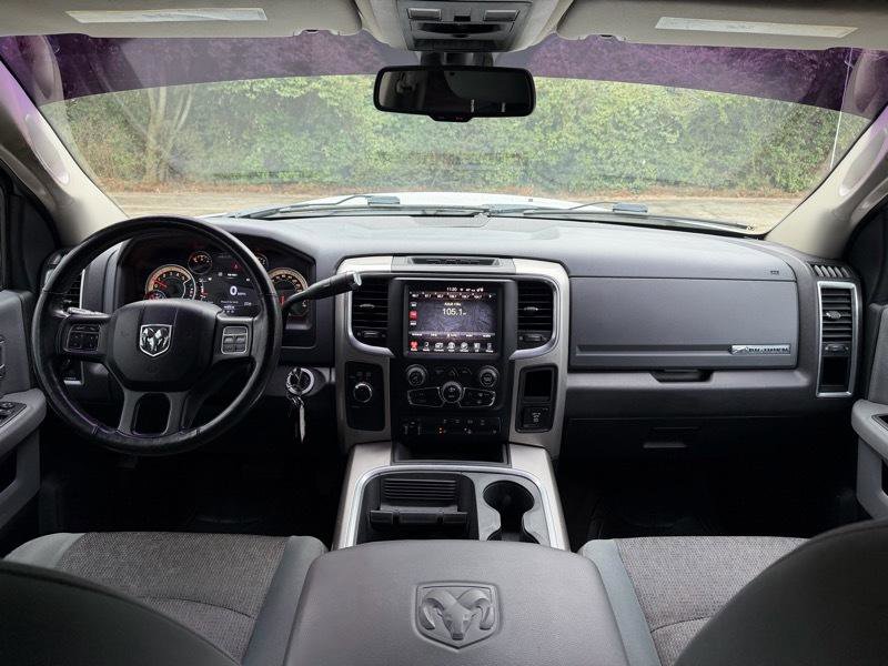 Used 2017 RAM 3500 Big Horn image 26