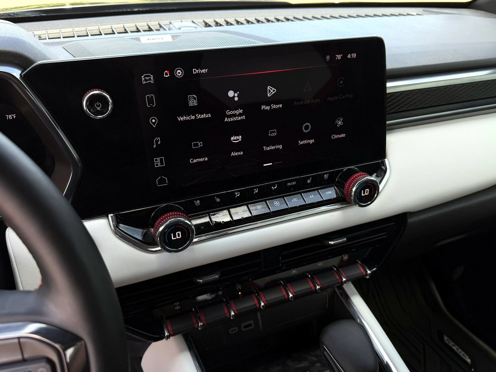 Used 2024 GMC Canyon AT4X AWD/4WD image 19