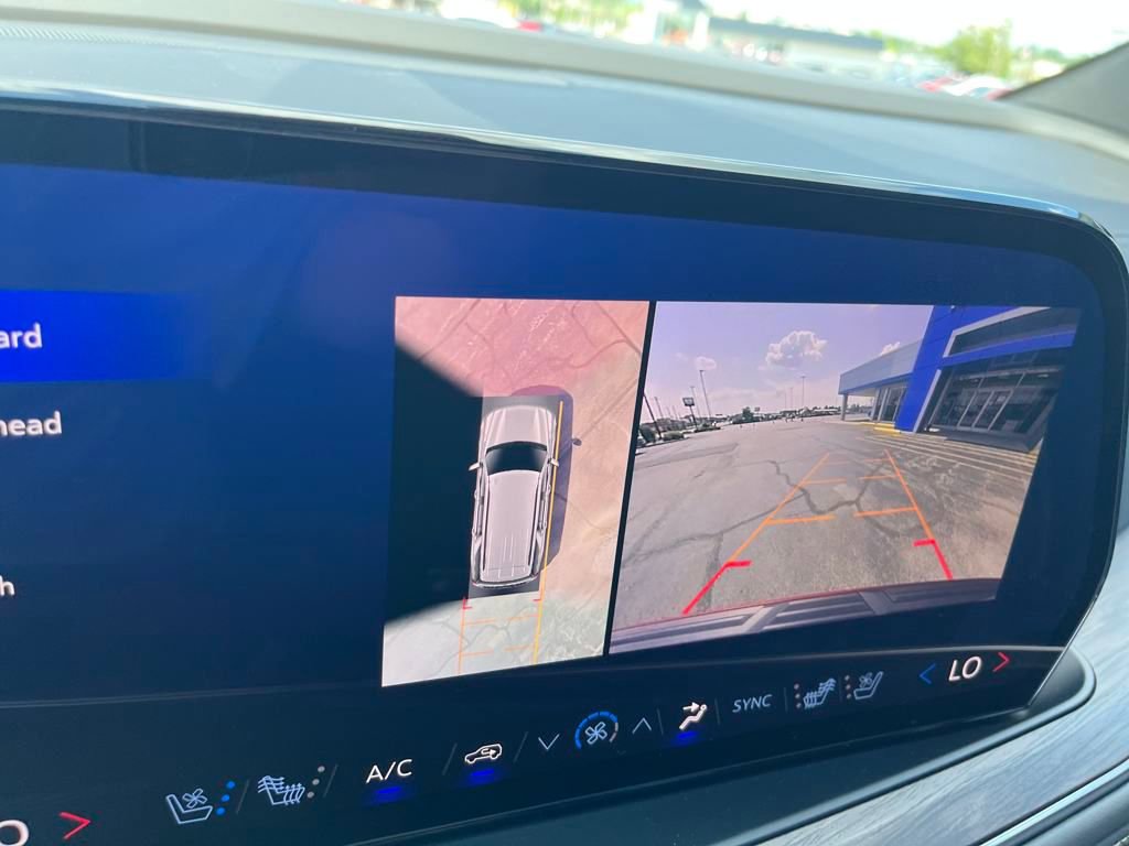 New 2025 Chevrolet Tahoe Premier w/ Sun And Tow Package image 14