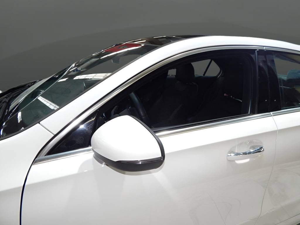 Used 2022 Mercedes-Benz A 220 4MATIC image 10