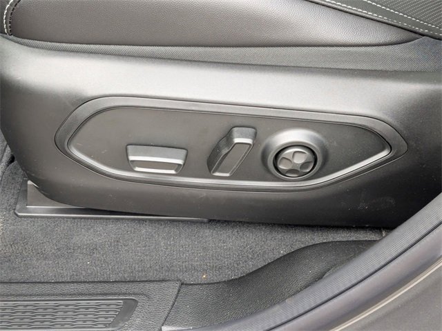 New 2025 Jeep Grand Cherokee Limited w/ Luxury Tech Group II image 15