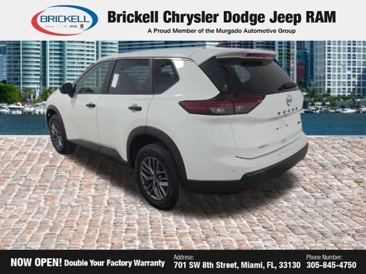 Used 2024 Nissan Rogue S AWD/4WD image 4