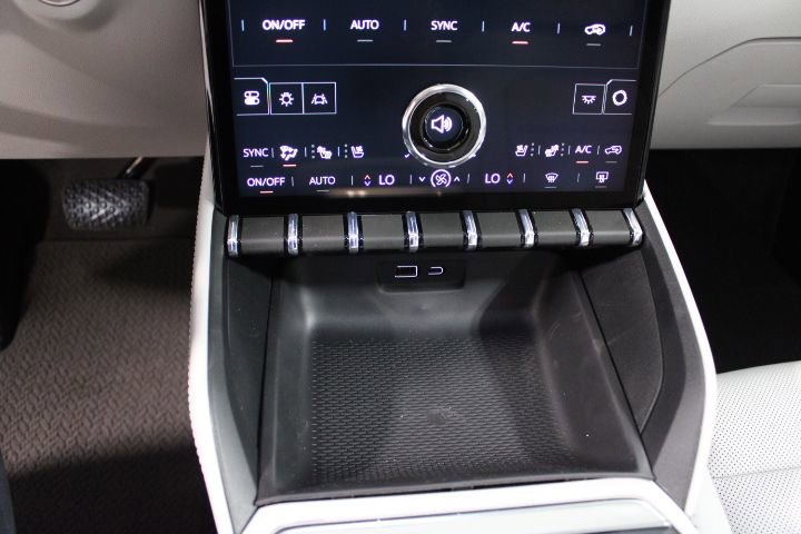New 2026 GMC Terrain Denali AWD/4WD image 32