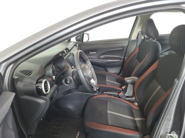 Used 2024 Nissan Versa SR image 10