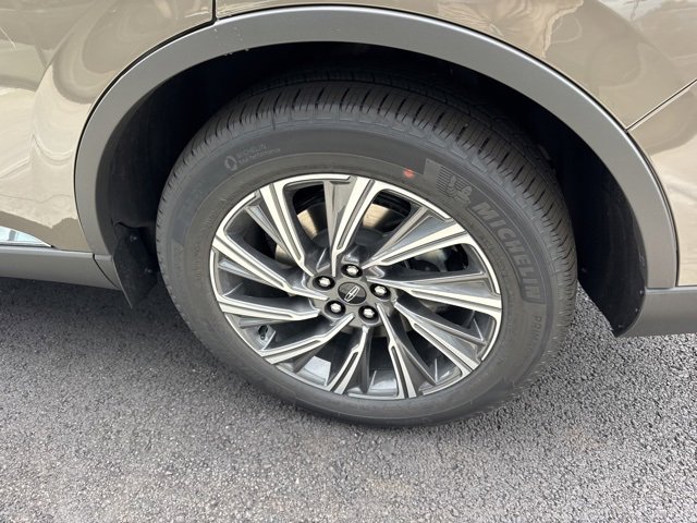 New 2025 Lincoln Aviator AWD image 6