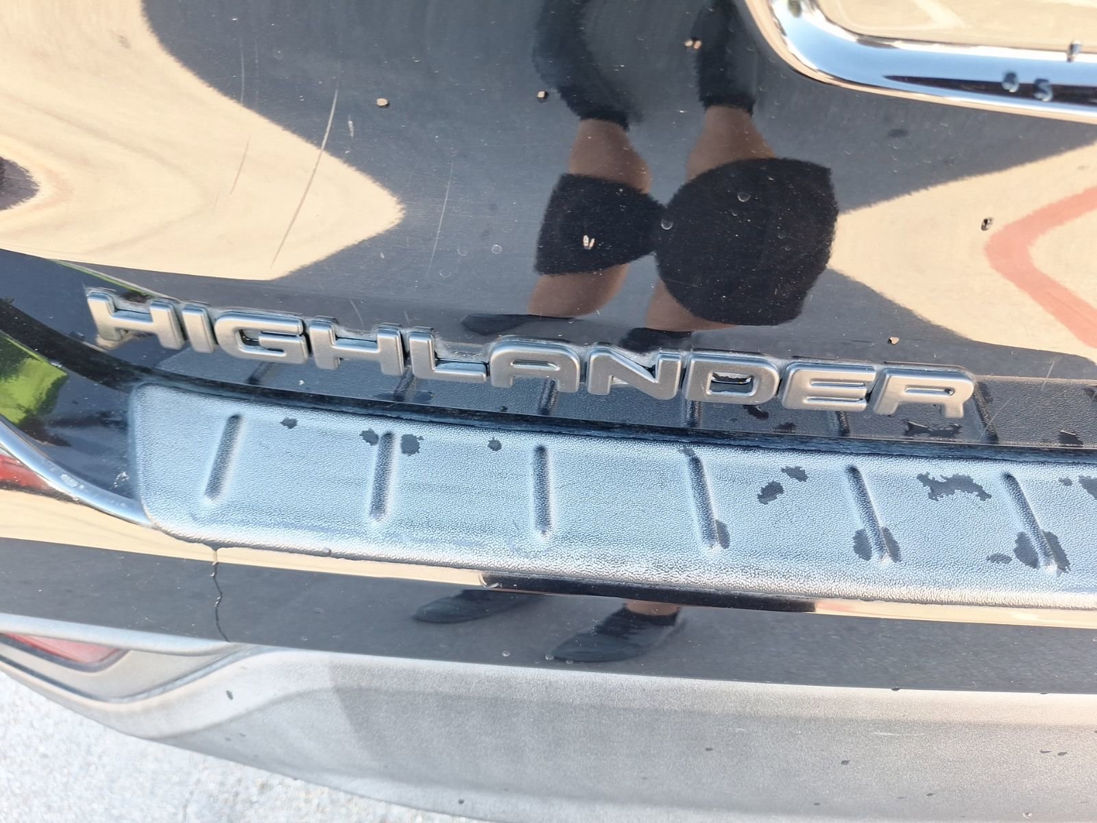 Used 2022 Toyota Highlander L image 10