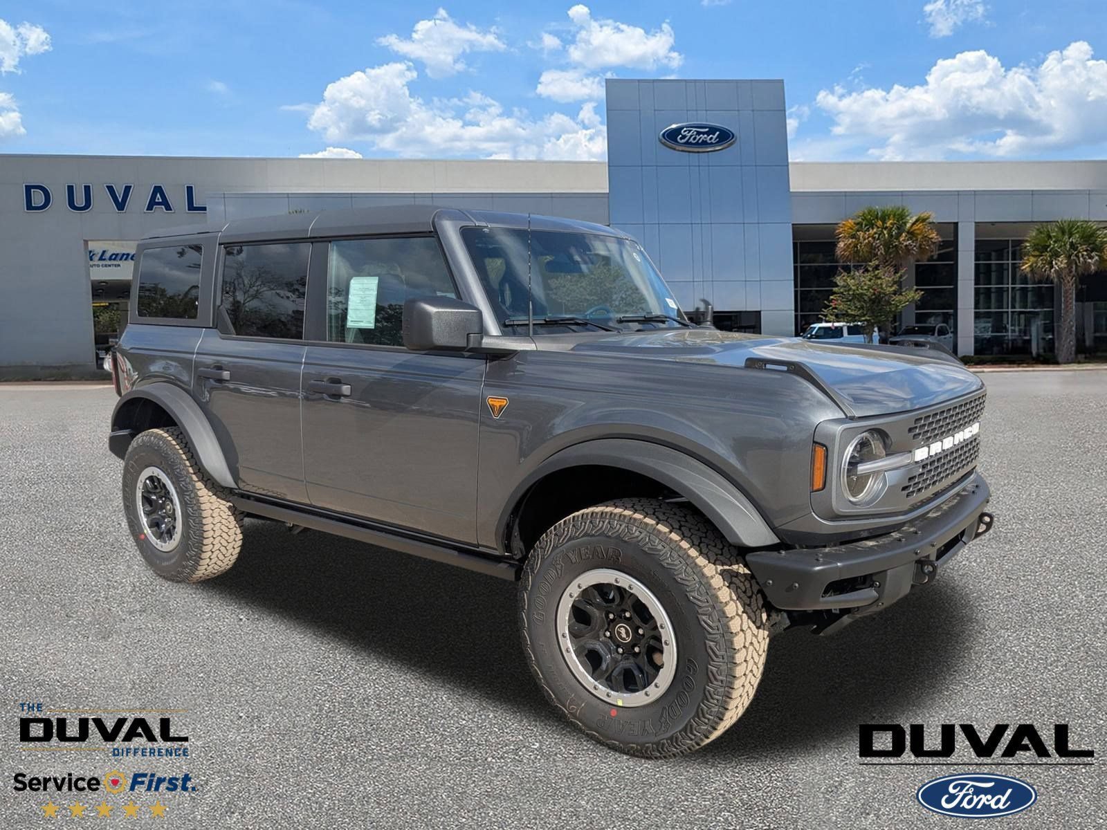 New 2025 Ford Bronco Badlands w/ Sasquatch Package