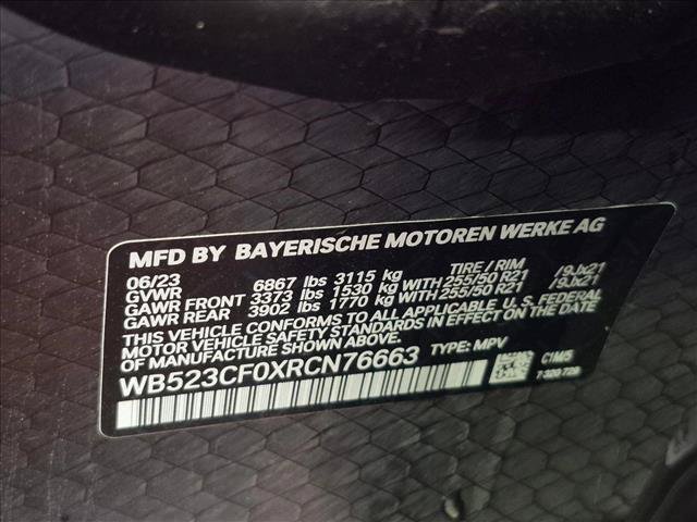Used 2024 BMW iX xDrive50 w/ Premium Package AWD/4WD image 17