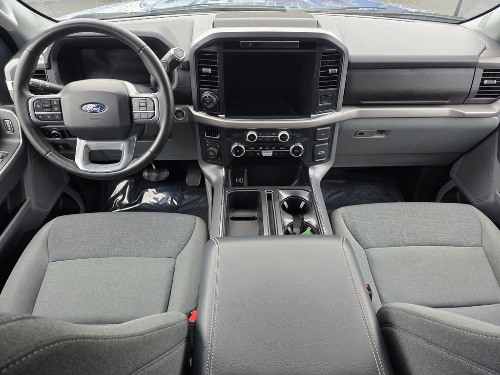 Used 2025 Ford F150 XLT w/ Equipment Group 302A MID image 19