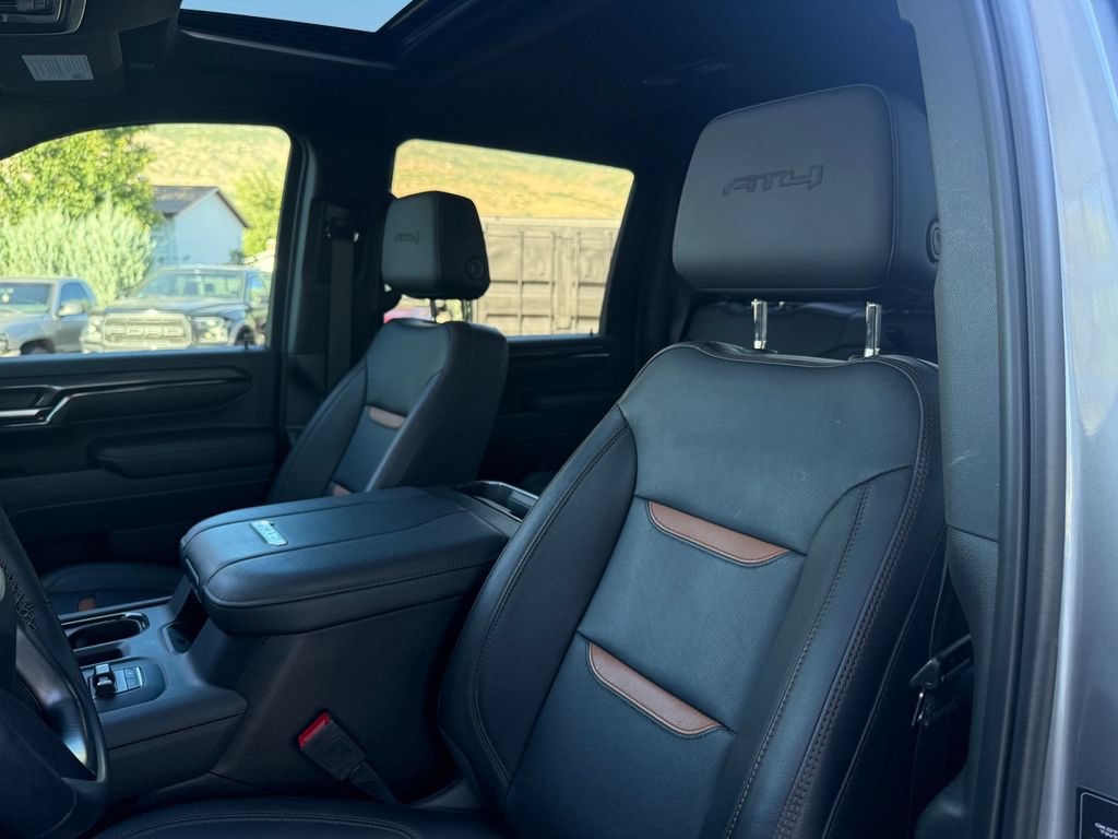 Used 2024 GMC Sierra 2500 AT4 w/ AT4 Premium Plus Package AWD/4WD image 22