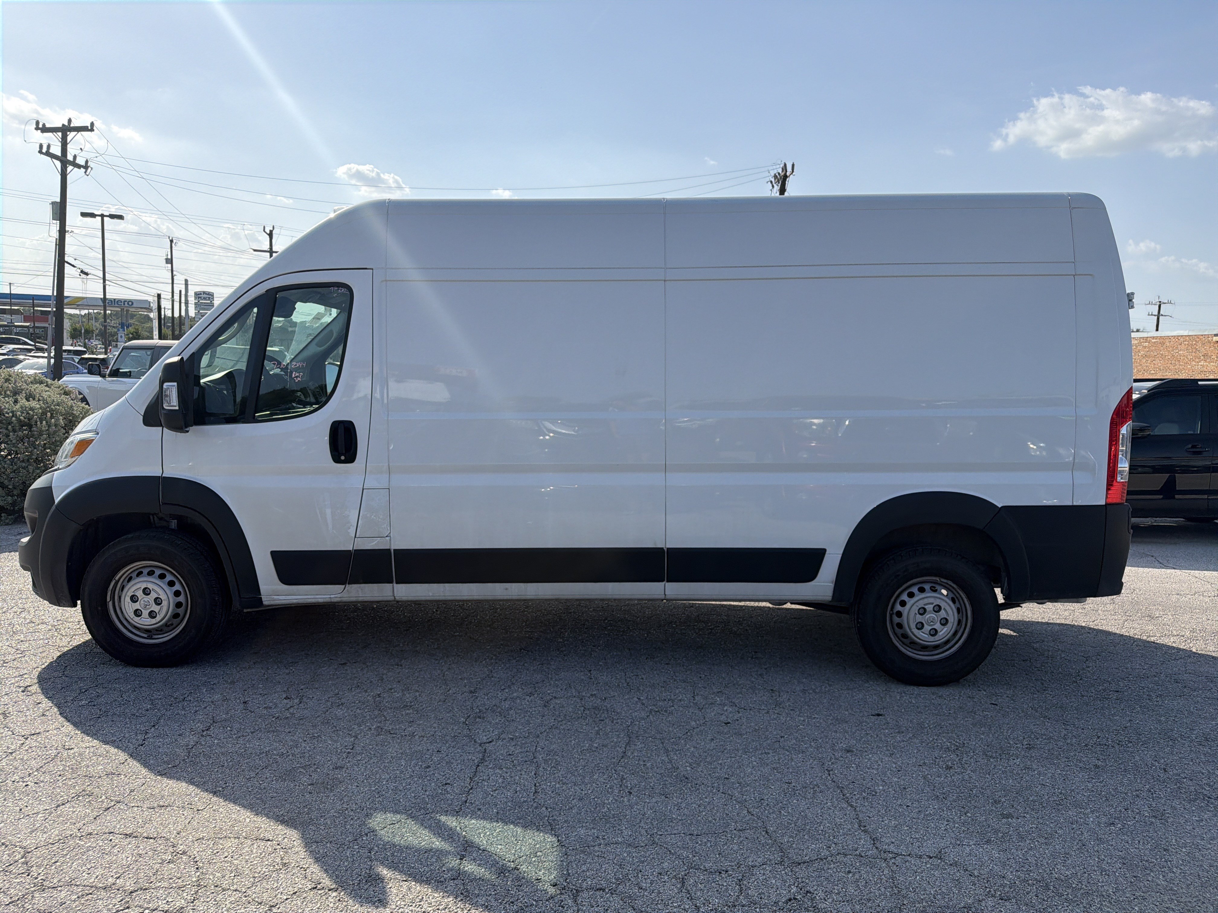Used 2026 RAM ProMaster 2500 w/ Convenience Group FWD image 6