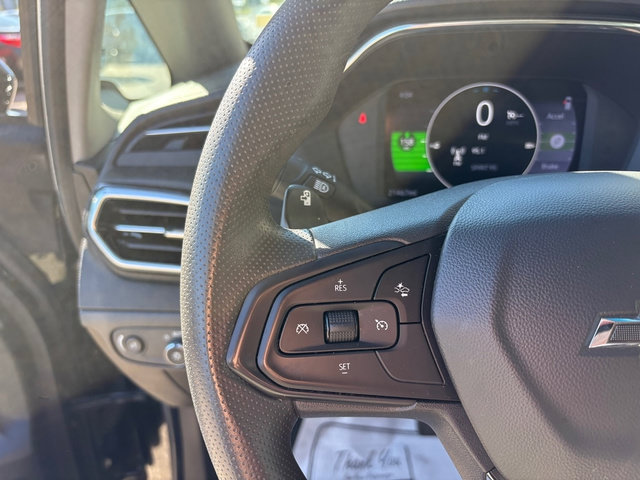 Used 2023 Chevrolet Bolt LT FWD image 20