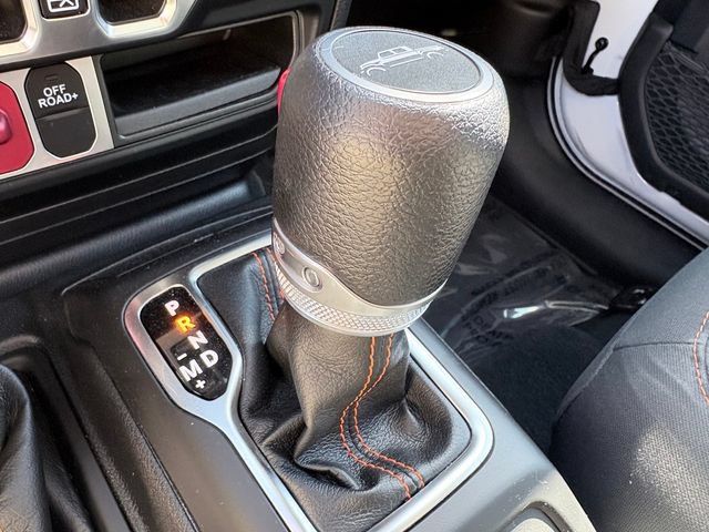 Used 2023 Jeep Gladiator Mojave w/ LED Lighting Group AWD/4WD image 20