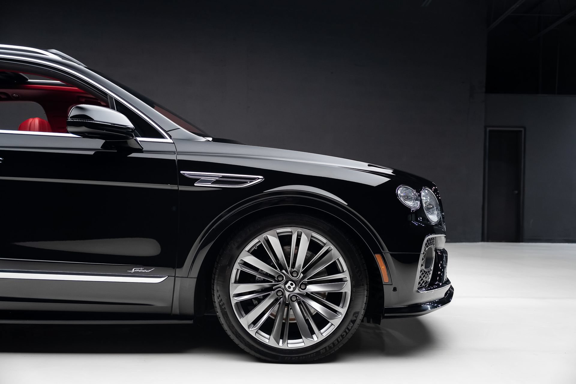 Used 2022 Bentley Bentayga Speed AWD/4WD image 38